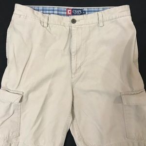 Men’s Chaps Cargo Short 33 waist Khaki used Great Condition Clean